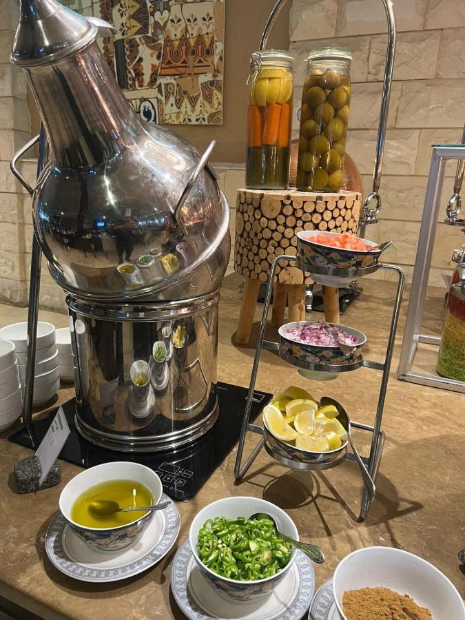 Holiday Inn Al Khobar - Corniche By Ihg Esterno foto